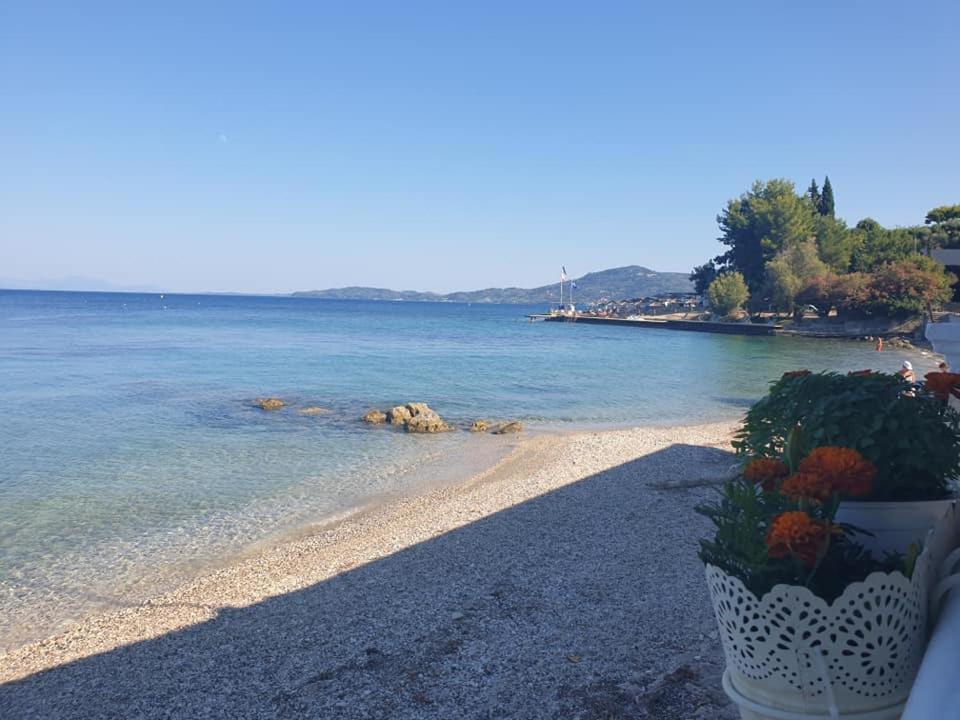 Апарт готель Ionian Mare Агіос Іоанніс Перістеріон Екстер'єр фото