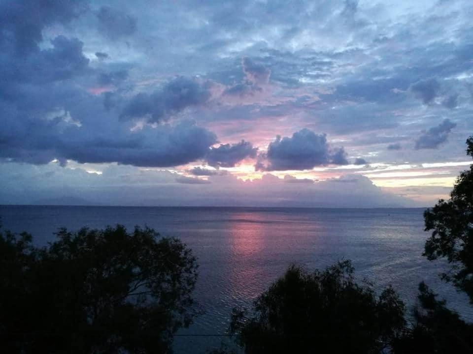 Апарт готель Ionian Mare Агіос Іоанніс Перістеріон Екстер'єр фото