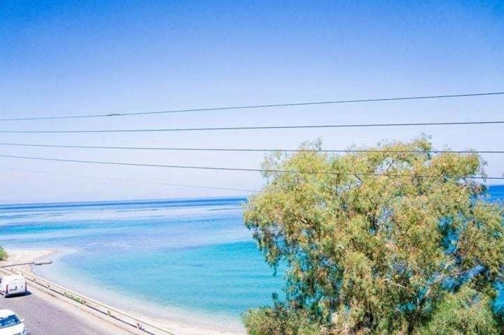 Апарт готель Ionian Mare Агіос Іоанніс Перістеріон Екстер'єр фото