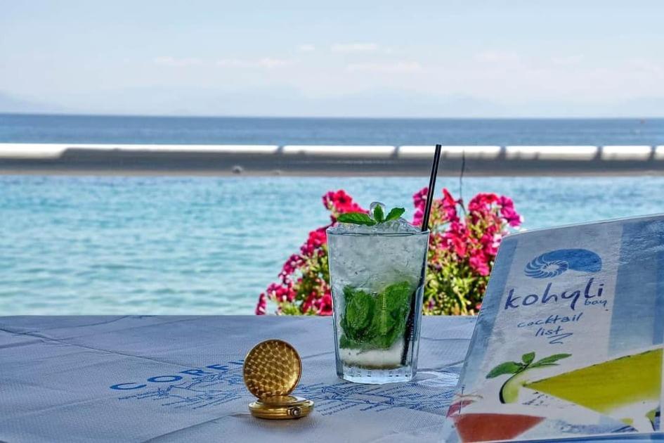 Апарт готель Ionian Mare Агіос Іоанніс Перістеріон Екстер'єр фото