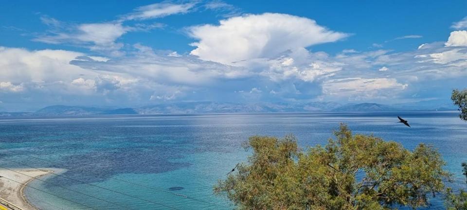 Апарт готель Ionian Mare Агіос Іоанніс Перістеріон Екстер'єр фото