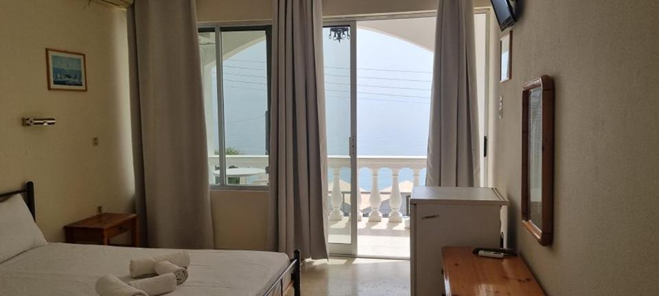 Апарт готель Ionian Mare Агіос Іоанніс Перістеріон Екстер'єр фото