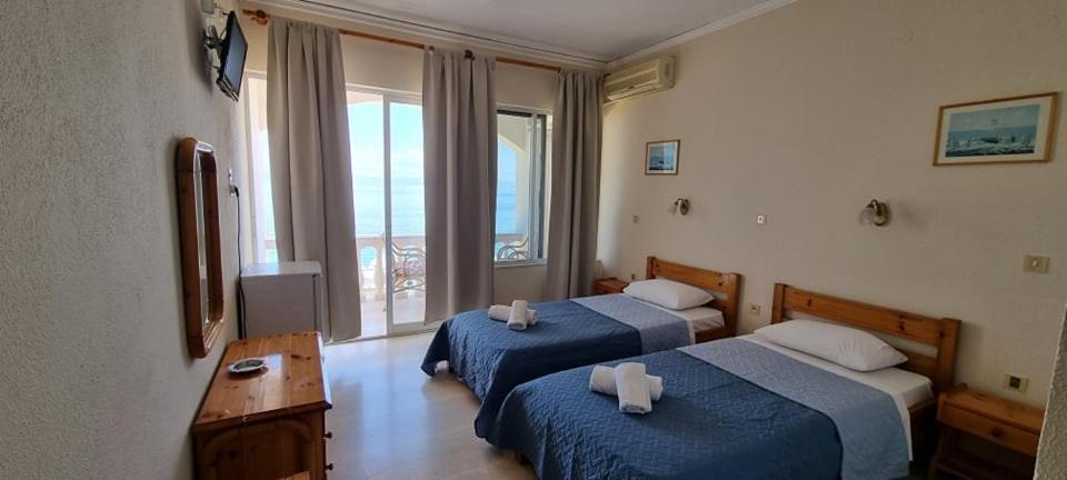 Апарт готель Ionian Mare Агіос Іоанніс Перістеріон Екстер'єр фото